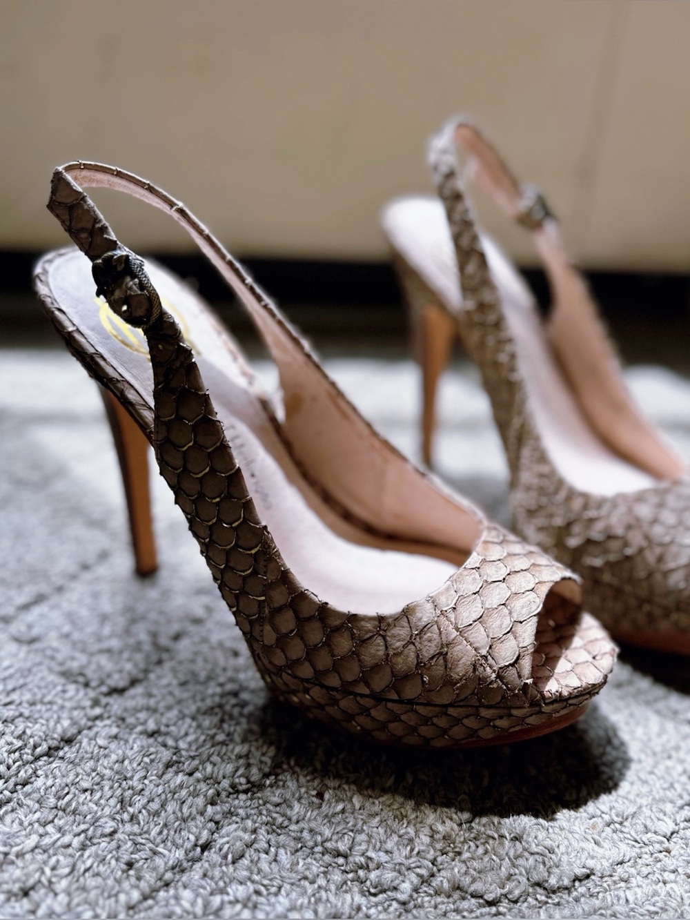 House of Harlow Ocean Golden Scale Peep-Toe Slingback Platform Heels